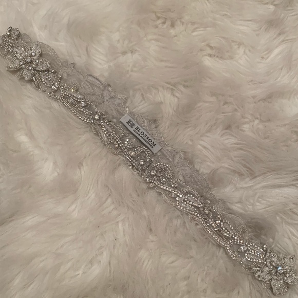Blossom Veil and Bridal Belt main image 4